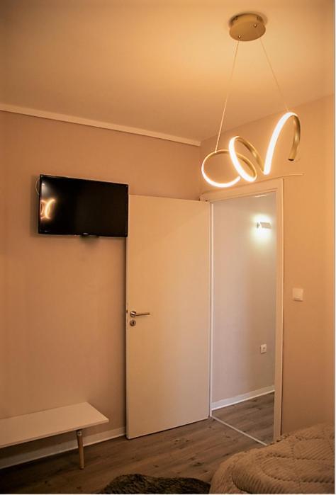 Jukebox Suite 2 Bedrooms - Big Balcony Thessaloniki Exterior photo