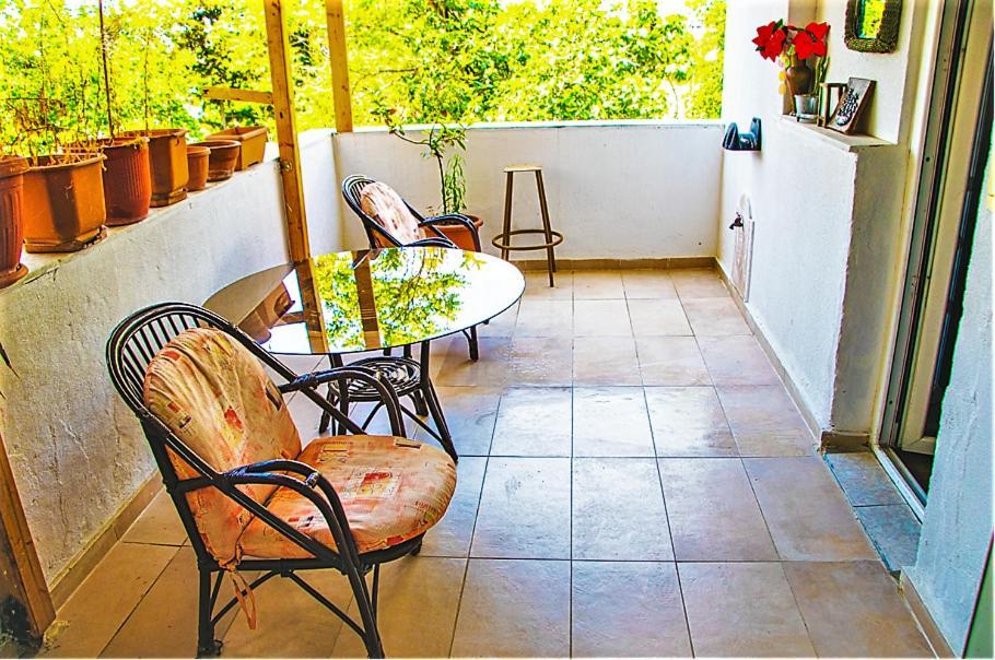Jukebox Suite 2 Bedrooms - Big Balcony Thessaloniki Exterior photo